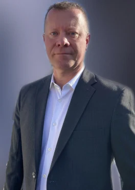 Portrait — Steve Lamet